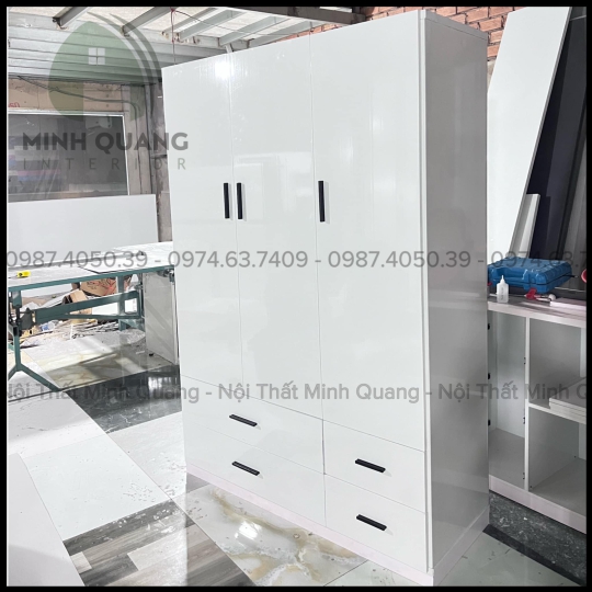 TỦ ÁO 3 CÁNH CỬA MỞ NHỰA ĐÀI LOAN QA002
