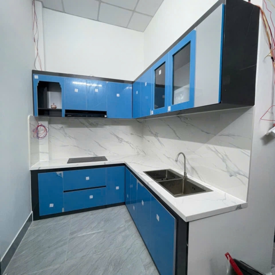 TỦ BẾP KHUNG VINCO - CÁNH PHỦ ACRYLIC AR0027