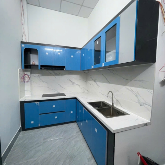 TỦ BẾP KHUNG VINCO - CÁNH PHỦ ACRYLIC AR0027