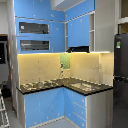 TỦ BẾP KHUNG VINCO - CÁNH PHỦ ACRYLIC AR0029