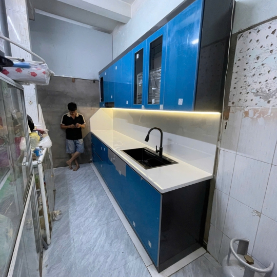 TỦ BẾP CÁNH NHỰA ĐẶC PHỦ ACRYLIC - TỦ BẾP MINH QUANG 0021C