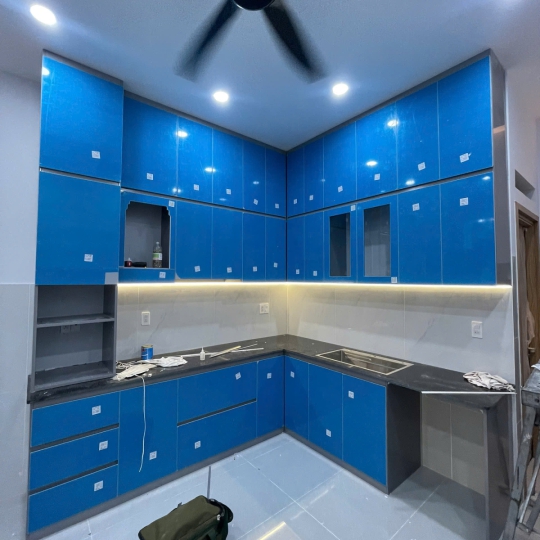 TỦ BẾP KHUNG VINCO - CÁNH PHỦ ACRYLIC AR0030