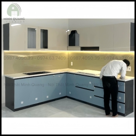 TỦ BẾP KHUNG VINCO - CÁNH PHỦ ACRYLIC AR0017